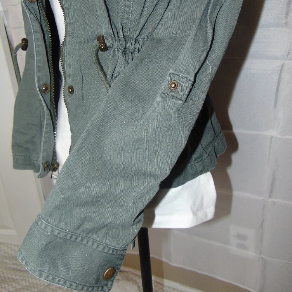 Army green military style jacket - Picture 4 of 7